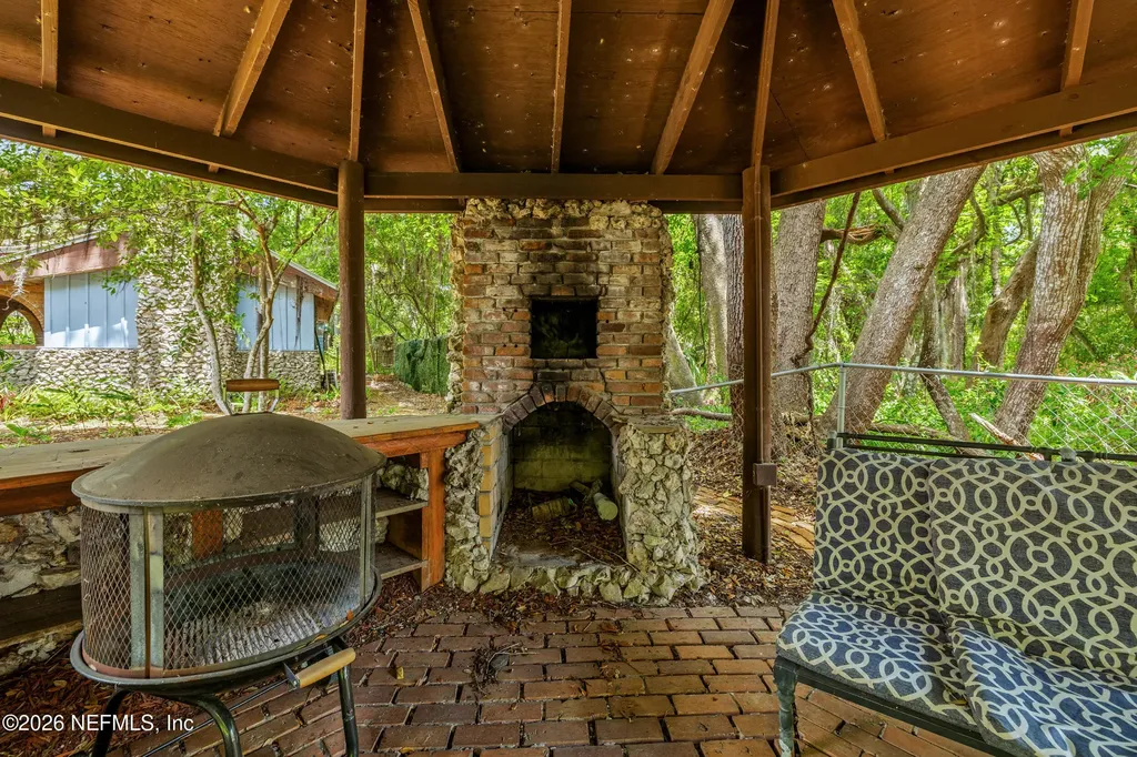 24900 NE 147 Place Salt Springs FL 32134