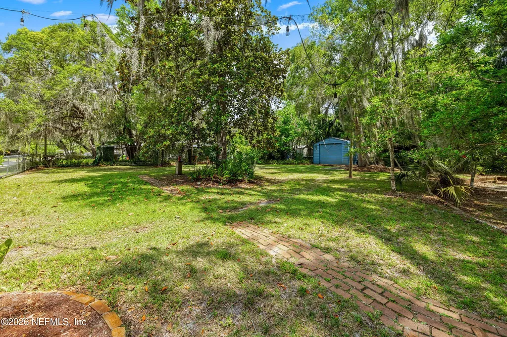 24900 NE 147 Place Salt Springs FL 32134