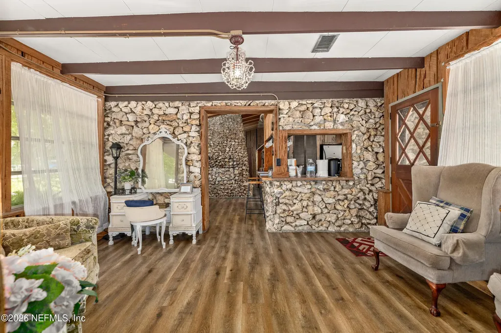 24900 NE 147 Place Salt Springs FL 32134