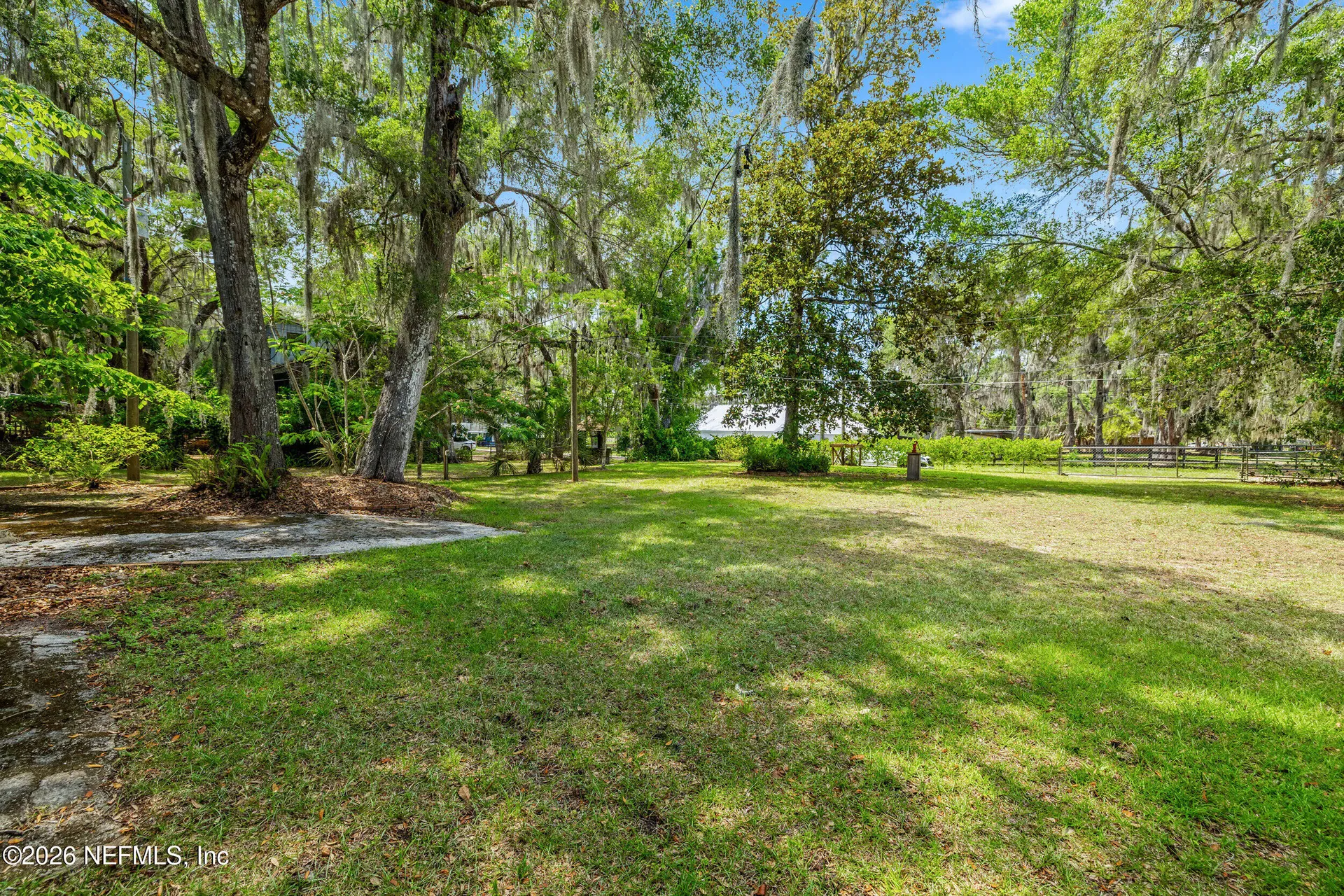 24900 NE 147 Place Salt Springs FL 32134