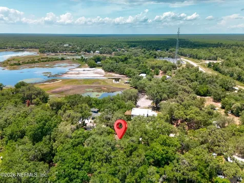24900 NE 147 Place Salt Springs FL 32134