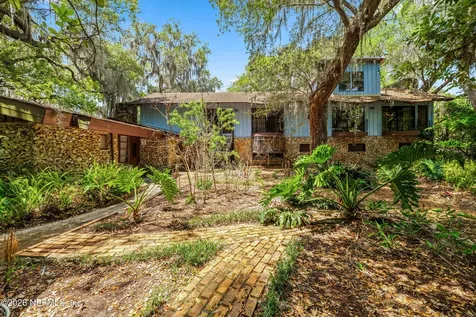 24900 NE 147 Place Salt Springs FL 32134