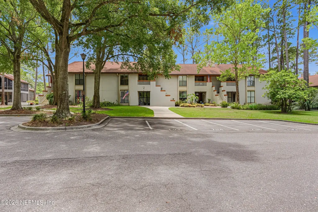 704 Wood Hill Drive Jacksonville FL 32256