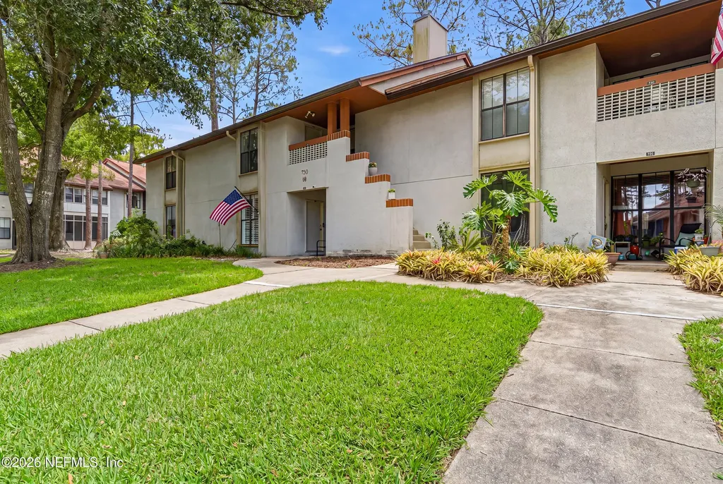 704 Wood Hill Drive Jacksonville FL 32256