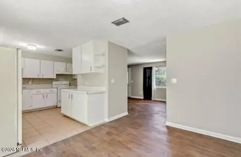 8331 Old Plank Road Jacksonville FL 32220