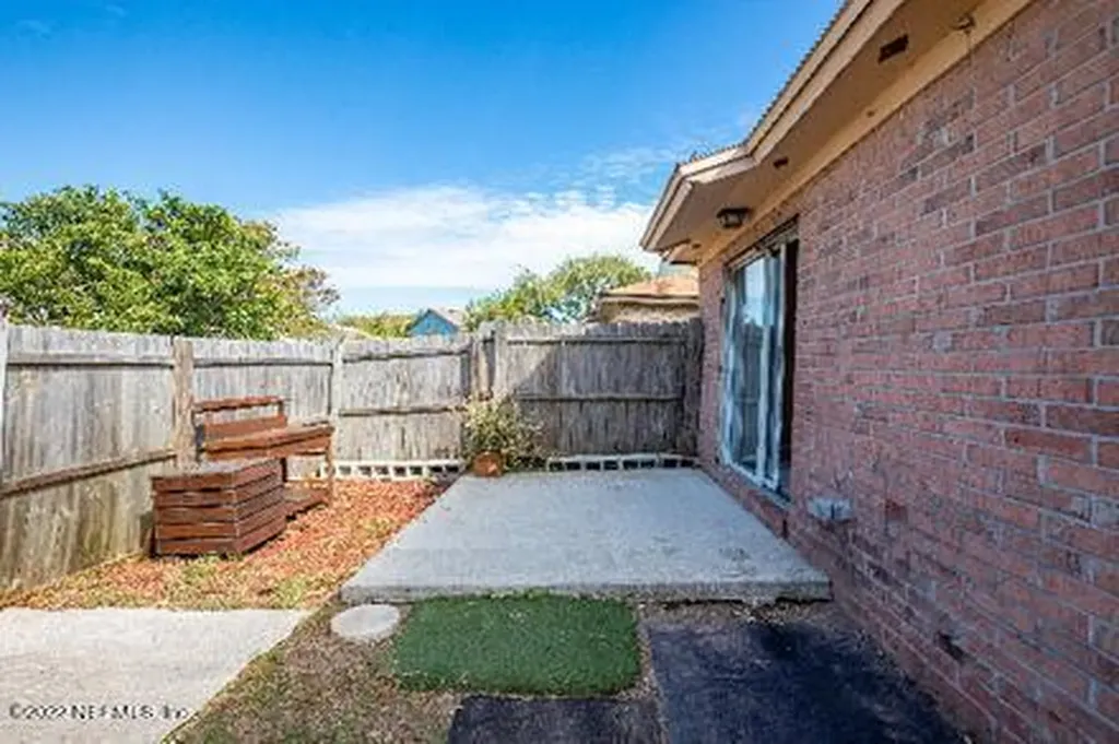 2548 Americas Cup Circle E Atlantic Beach FL 32333