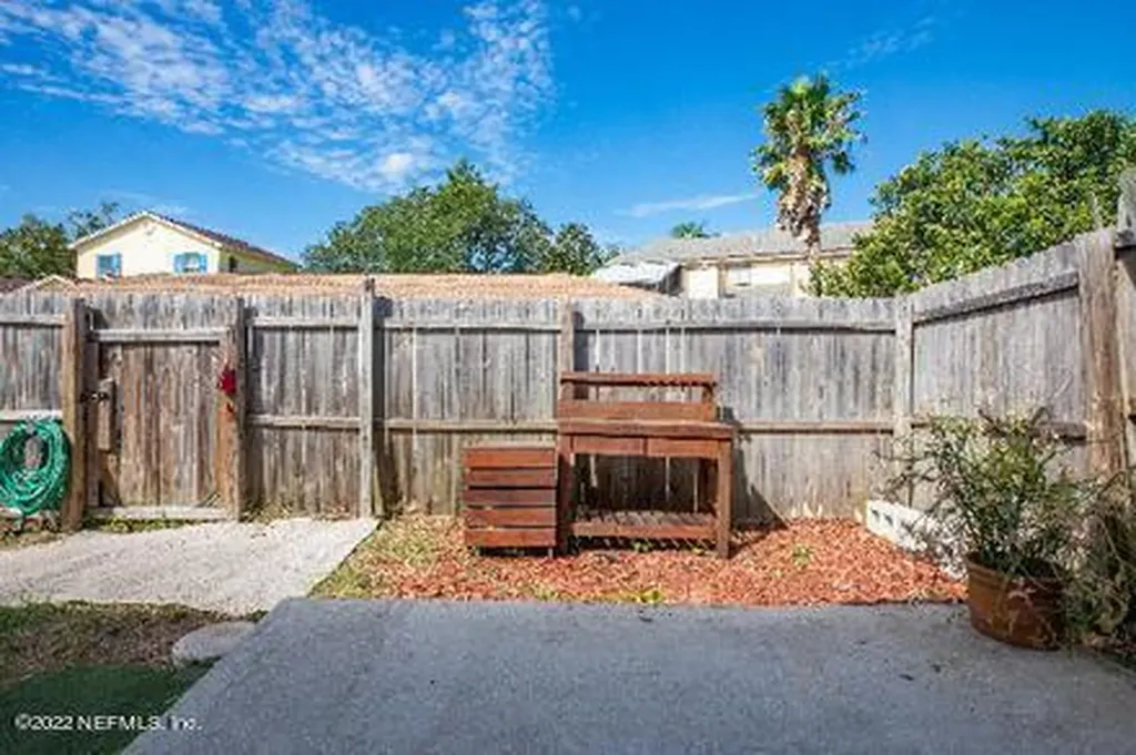 2548 Americas Cup Circle E Atlantic Beach FL 32333