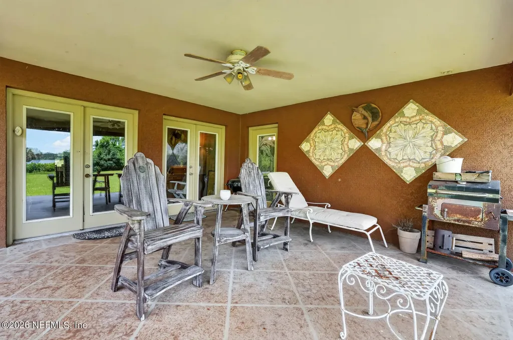 140 Lake Street Pomona Park FL 32181