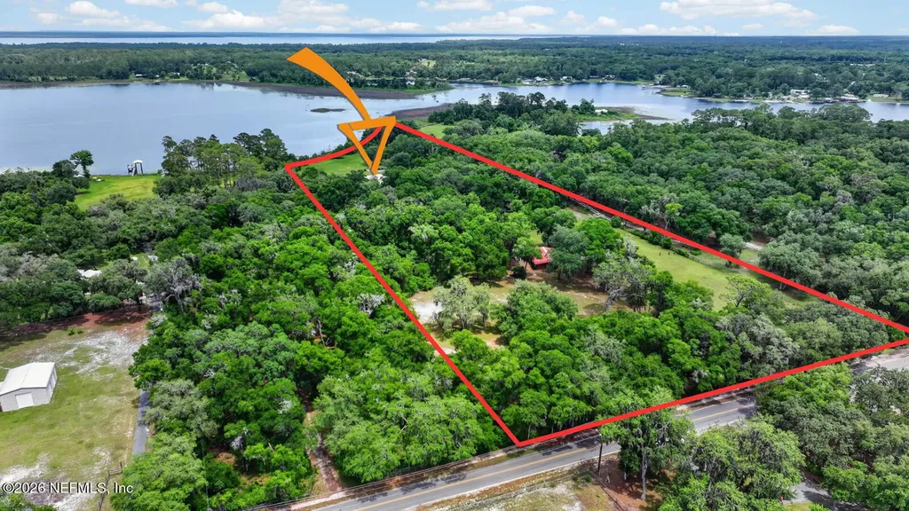140 Lake Street Pomona Park FL 32181