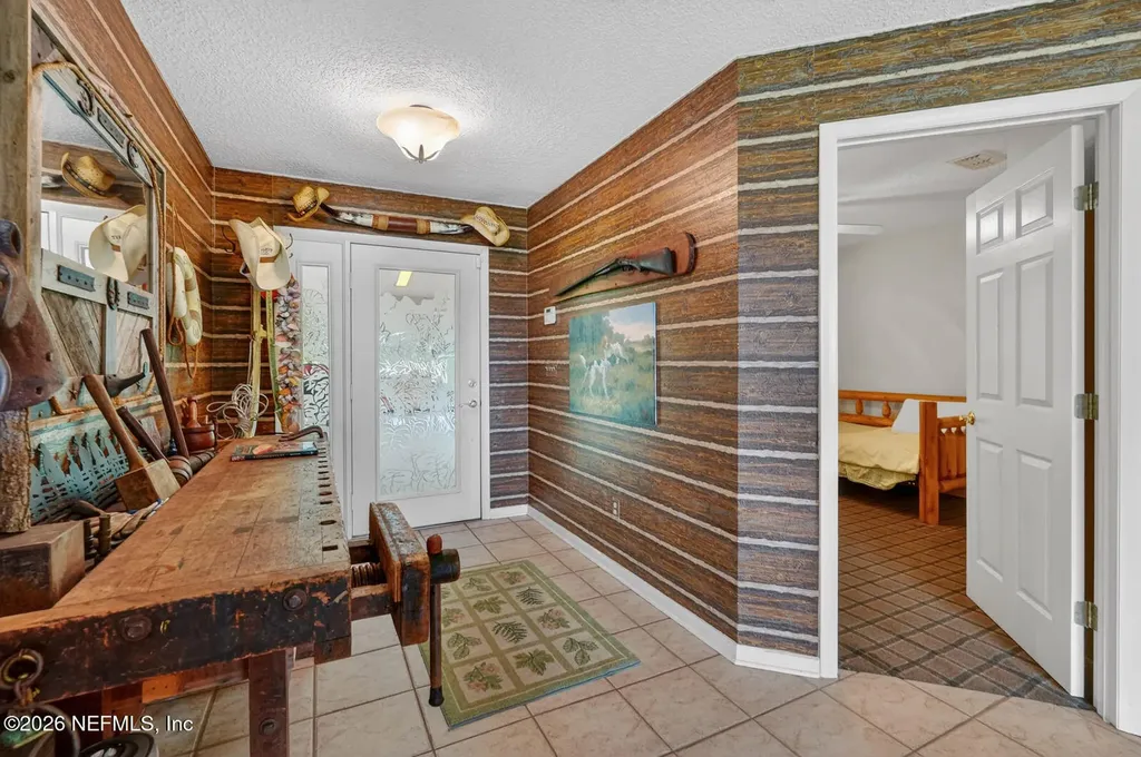 140 Lake Street Pomona Park FL 32181