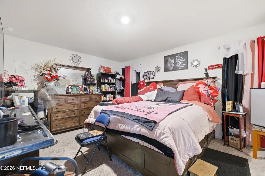 8655 Newnan Lake Drive Macclenny FL 32063