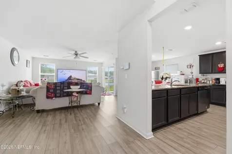 8655 Newnan Lake Drive Macclenny FL 32063