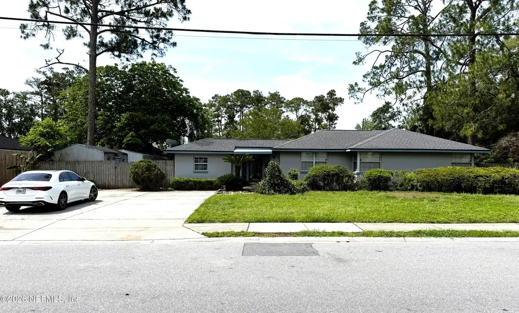5410 Manfields Place Jacksonville FL 32207