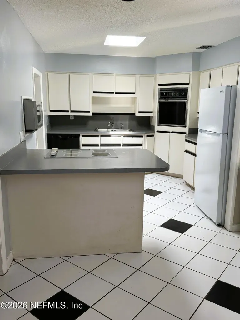 5410 Manfields Place Jacksonville FL 32207