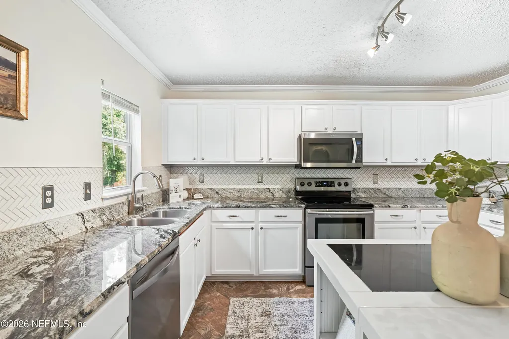 13469 Ashford Wood Court E Jacksonville FL 32218