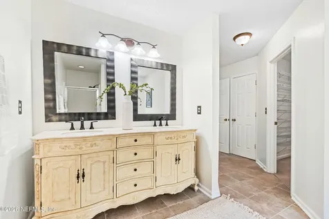 13469 Ashford Wood Court E Jacksonville FL 32218