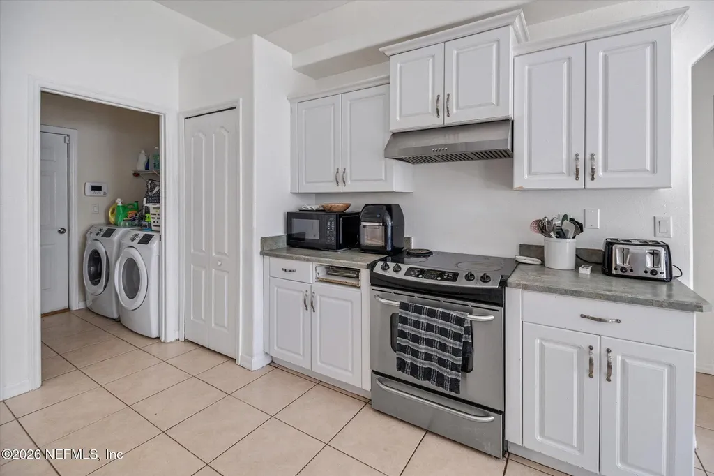 33 Red Clover Lane Palm Coast FL 32164