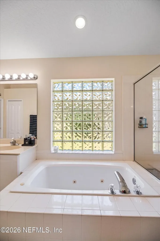 33 Red Clover Lane Palm Coast FL 32164