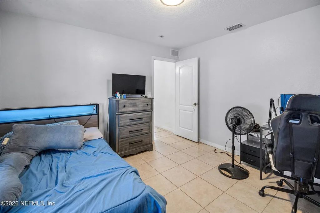 33 Red Clover Lane Palm Coast FL 32164