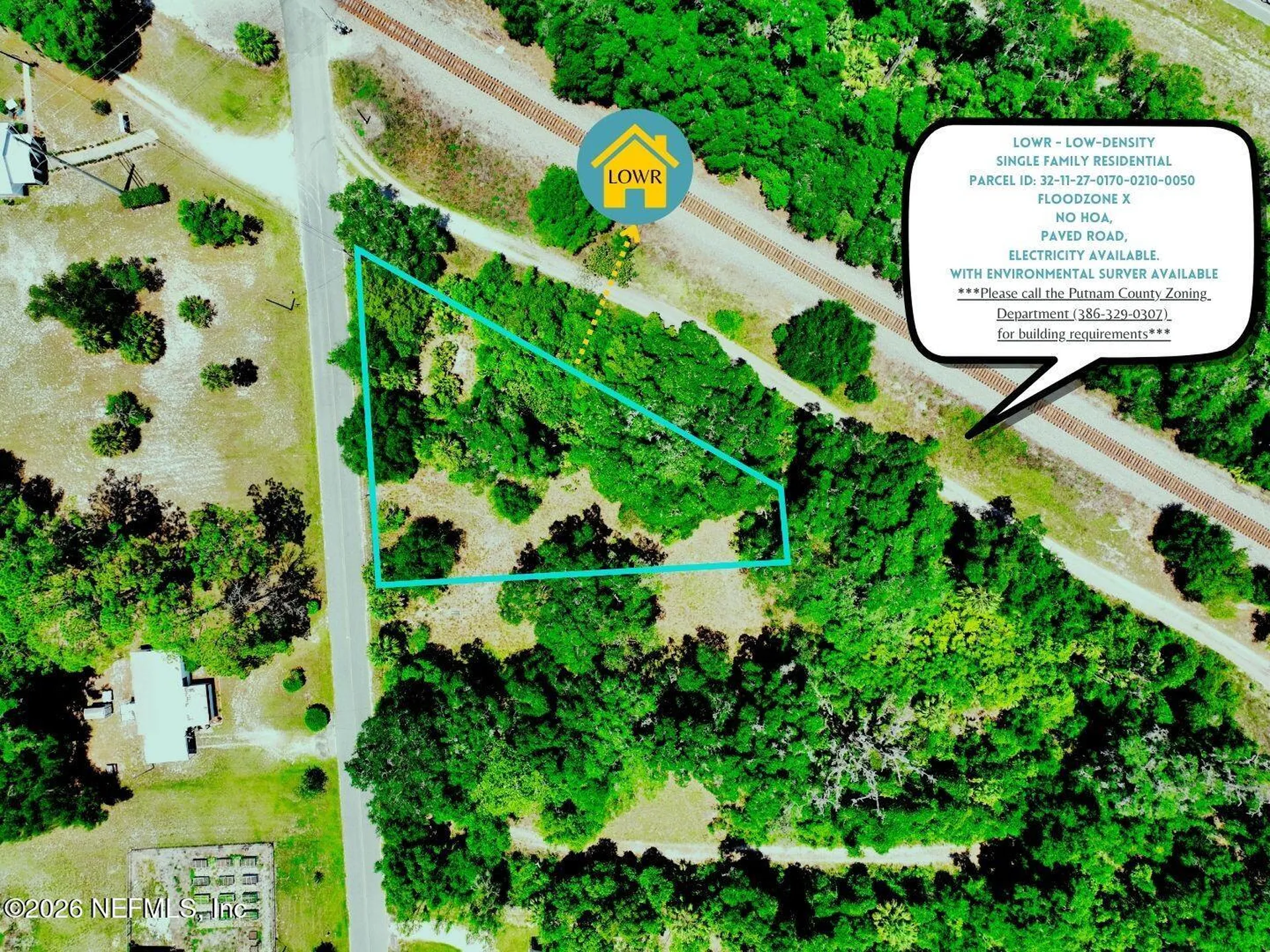 27 S Railroad Avenue Pomona Park FL 32181