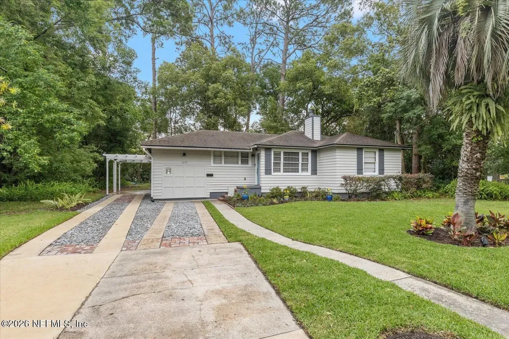 1273 Lechlade Circle Jacksonville FL 32205