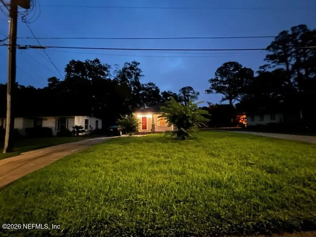 5227 Bunche Drive Jacksonville FL 32209