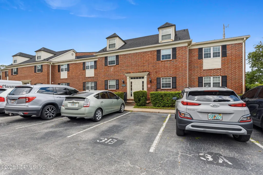 4915 Baymeadows Road Jacksonville FL 32217