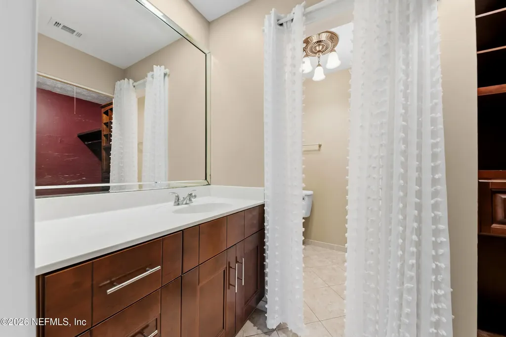 4915 Baymeadows Road Jacksonville FL 32217