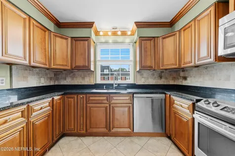 4915 Baymeadows Road Jacksonville FL 32217