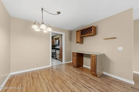 4915 Baymeadows Road Jacksonville FL 32217
