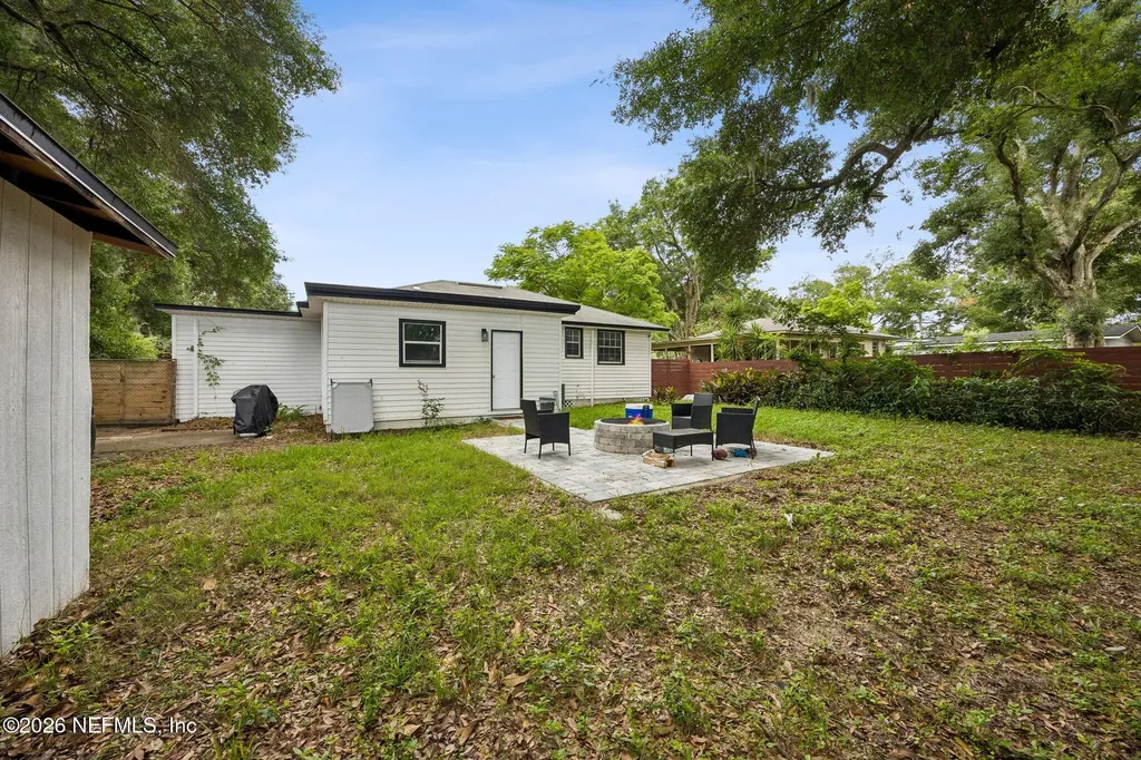 6535 Brandemere Road N Jacksonville FL 32211