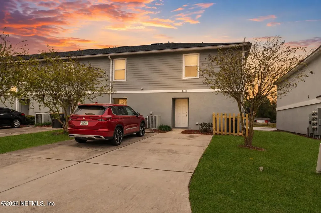 8446 Mcgirts Village Lane Jacksonville FL 32210