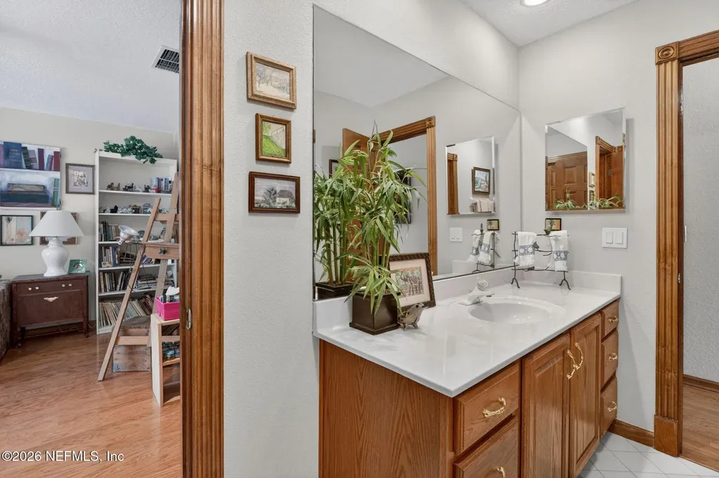 1513 Nottingham Knoll Drive Jacksonville FL 32225