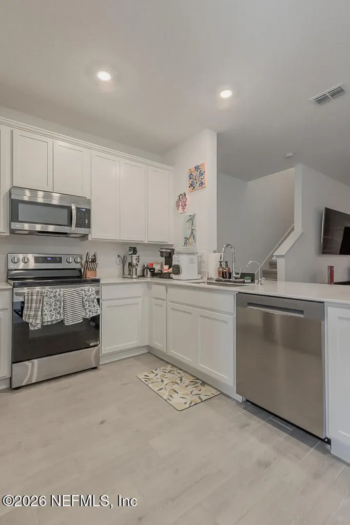 1680 Garden Grove Court Jacksonville FL 32211