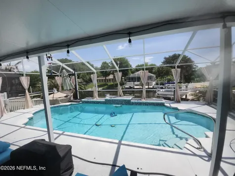 4 Chippeway Court Palm Coast FL 32137