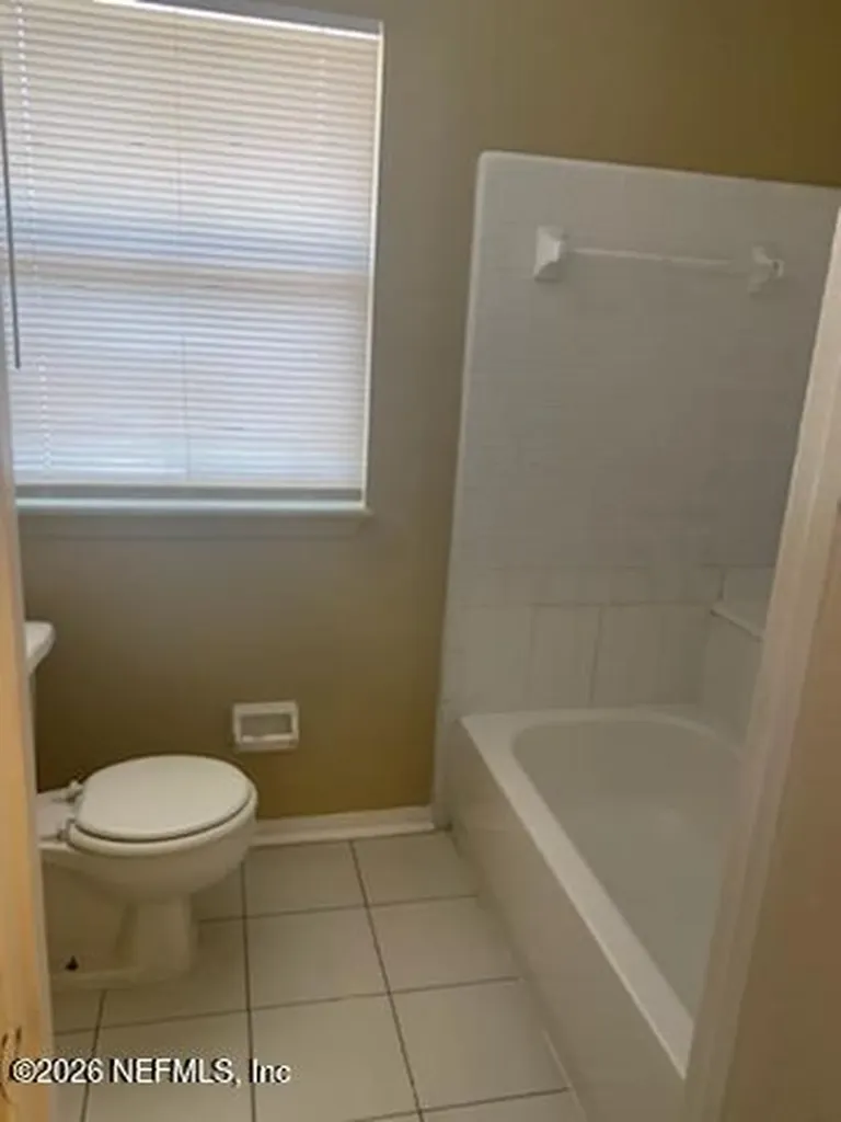 4498 Melissa Court W Jacksonville FL 32210