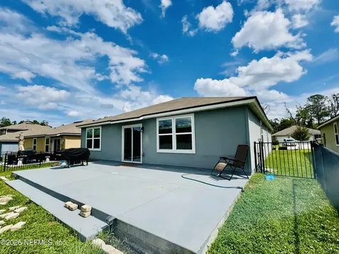 2257 Willow Springs Drive Green Cove Springs FL 32043