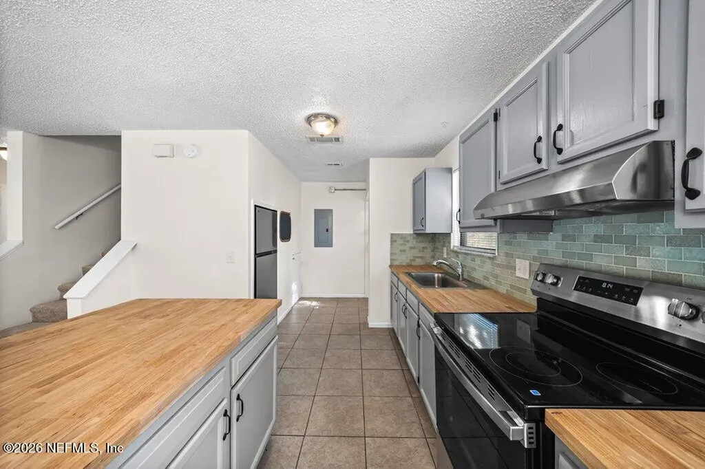 1175/1177 5th Street Jacksonville Beach FL 32250