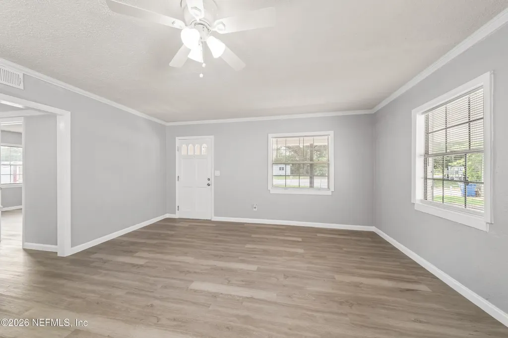 1241 King Arthur Road Jacksonville FL 32211