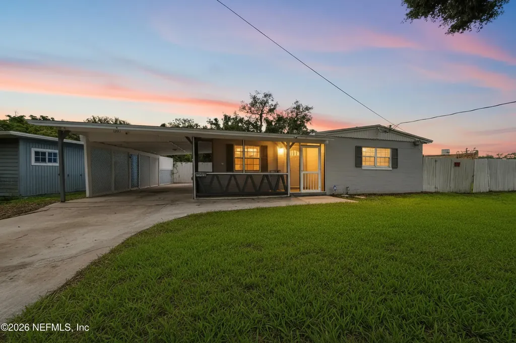 1241 King Arthur Road Jacksonville FL 32211