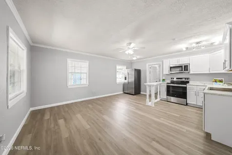 1241 King Arthur Road Jacksonville FL 32211