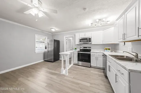 1241 King Arthur Road Jacksonville FL 32211