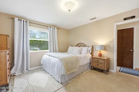 1538 5th Avenue N Jacksonville Beach FL 32250