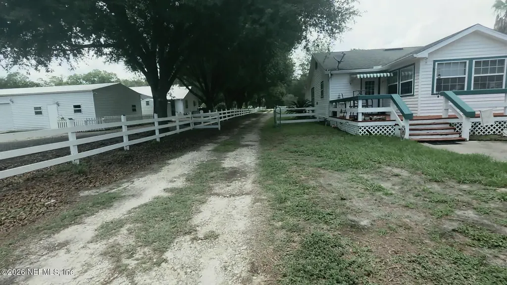2554 NW 223rd Street NW Lawtey FL 32058