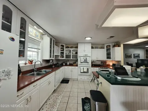 2554 NW 223rd Street NW Lawtey FL 32058