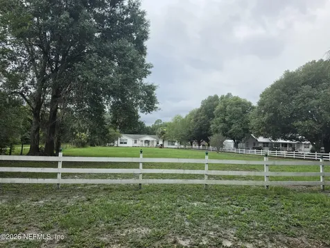 2554 NW 223rd Street NW Lawtey FL 32058
