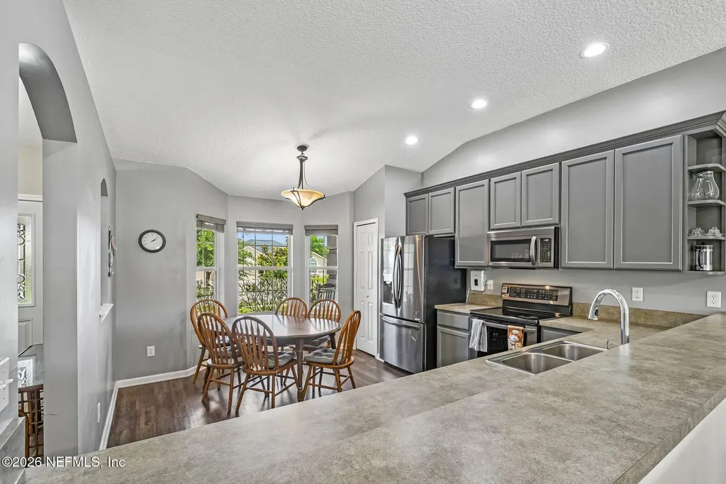 2550 Royal Pointe Drive Green Cove Springs FL 32043
