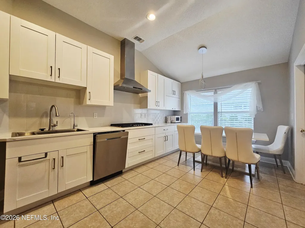 5891 Green Pond Drive Jacksonville FL 32258