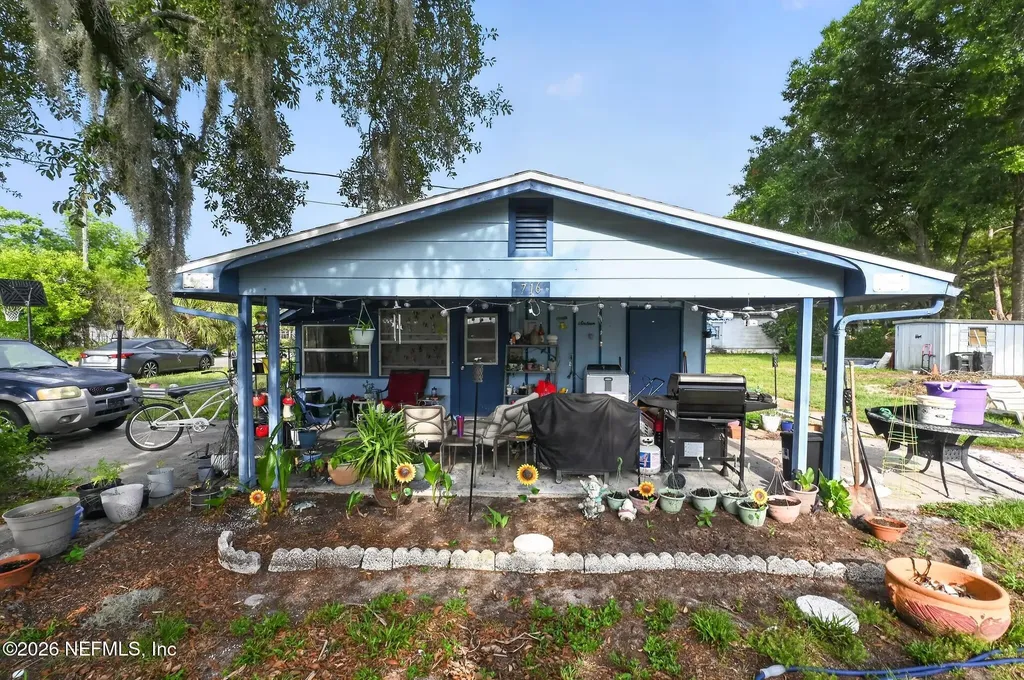 716 S Eden Gardens Avenue Inverness FL 34450