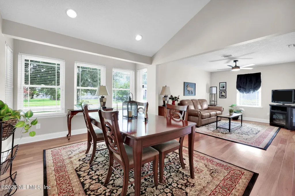 10164 Bear Valley Road Jacksonville FL 32257